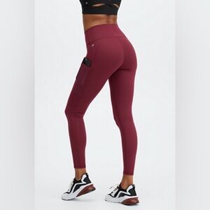 Fabletics On-The-Go PowerHold leggings